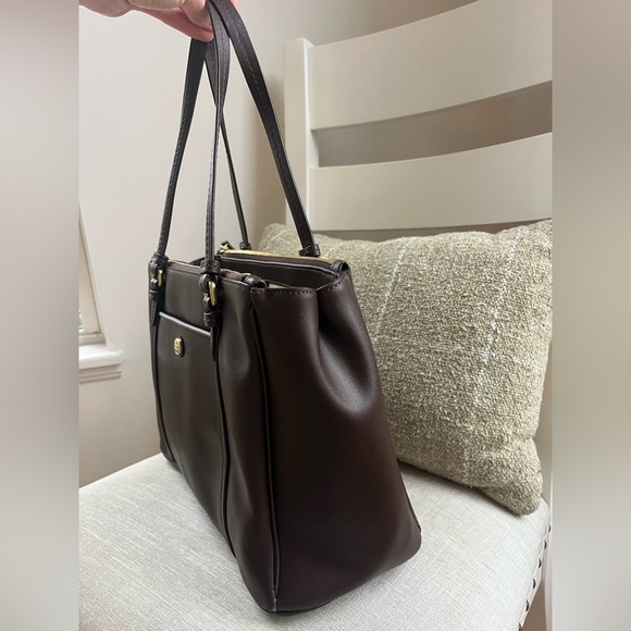 Coach Peyton Crossgrain Leather Double-Zip Tote F25569 | Brown Leather - Picture 4 of 13